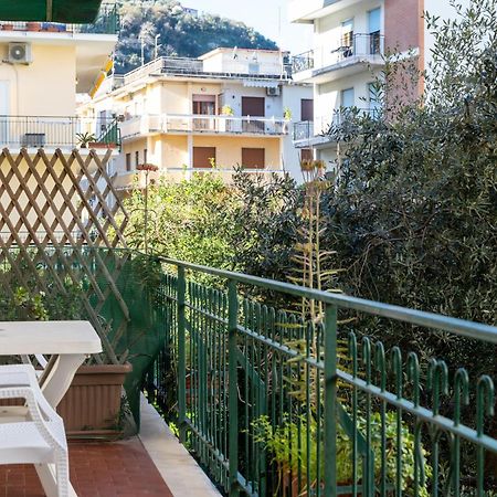 Residence Sorrento Esterno foto